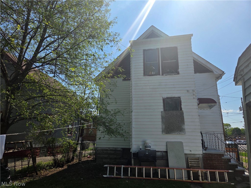 10918 Oliver Road Cleveland OH 44111