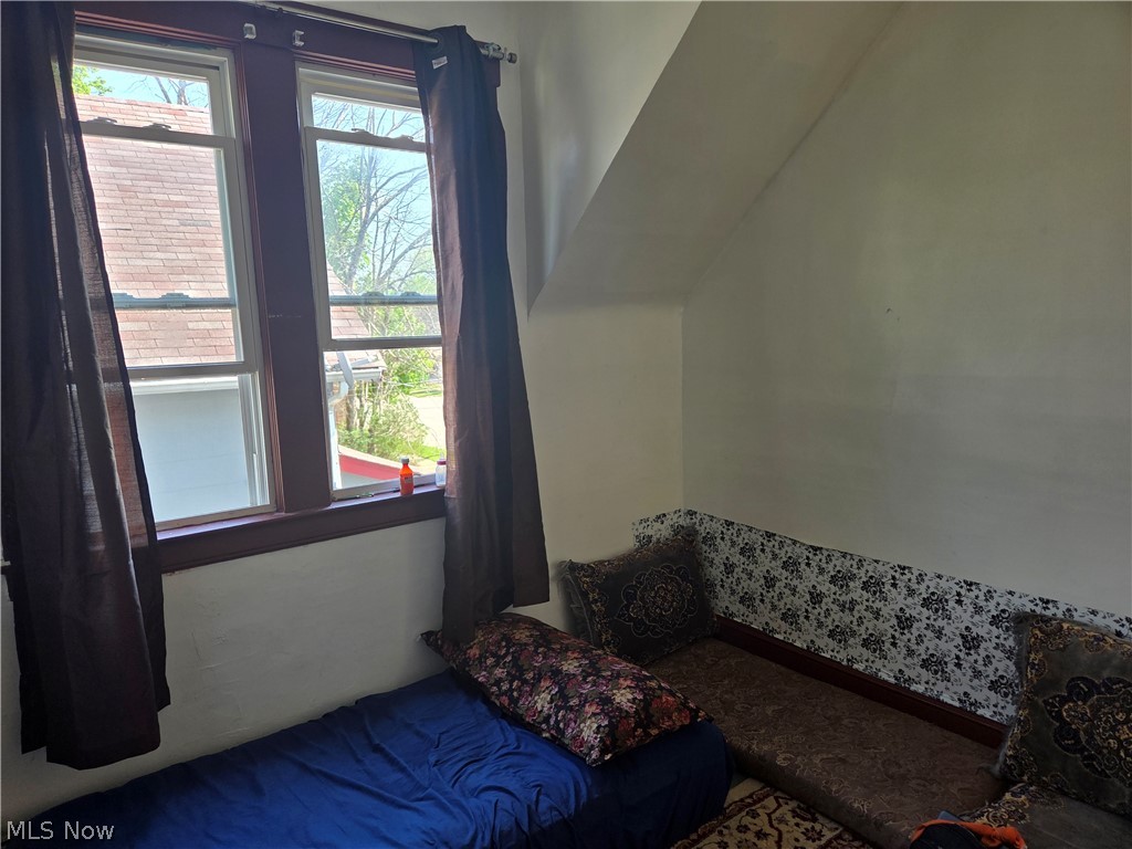 10918 Oliver Road Cleveland OH 44111