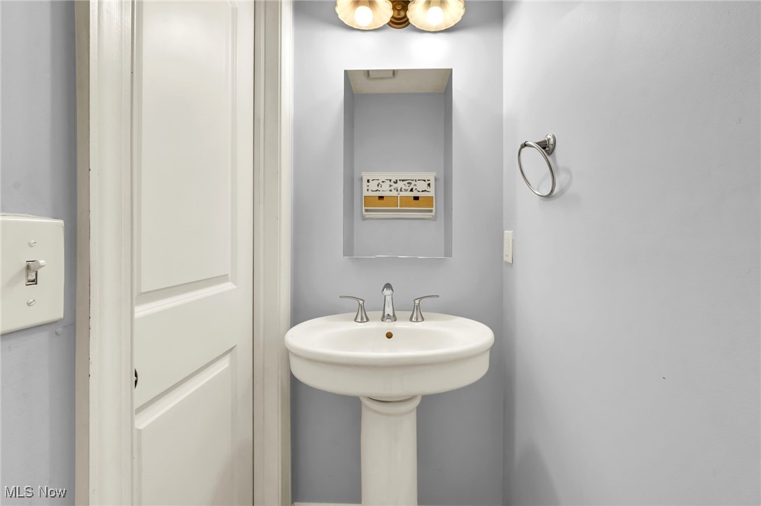 3952 Winchell Road Mantua OH 44255