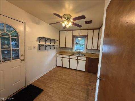 3728 Herbert Street Mogadore OH 44260