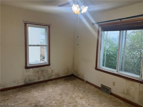 3728 Herbert Street Mogadore OH 44260