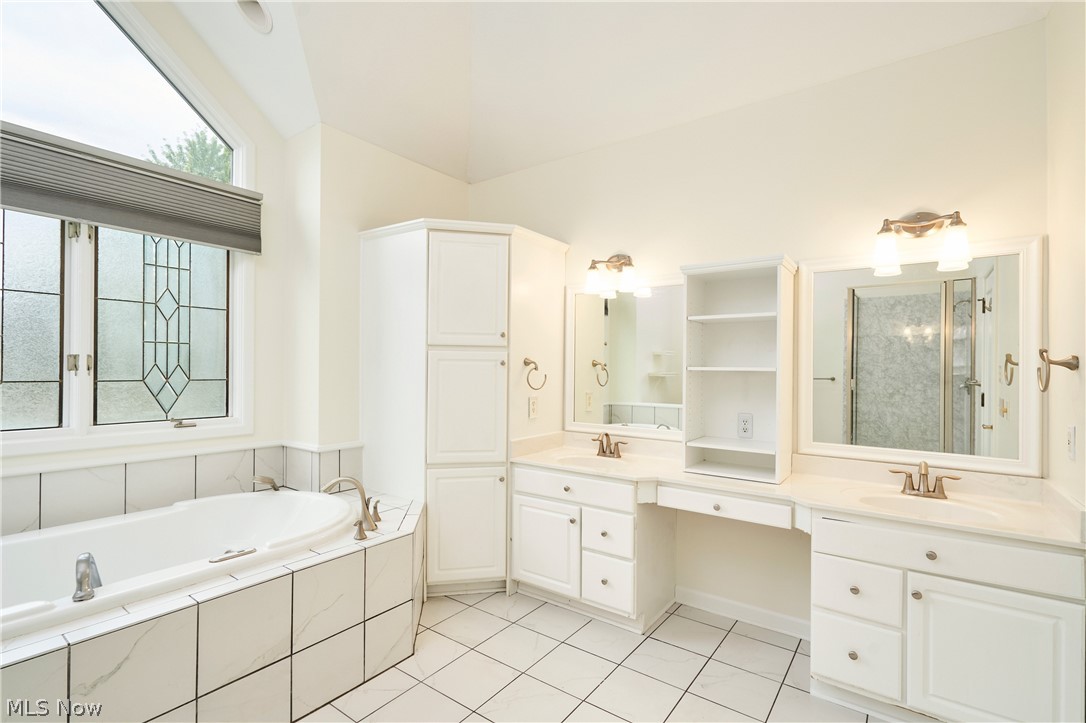 3531 Bay Hill Drive Fairlawn OH 44333