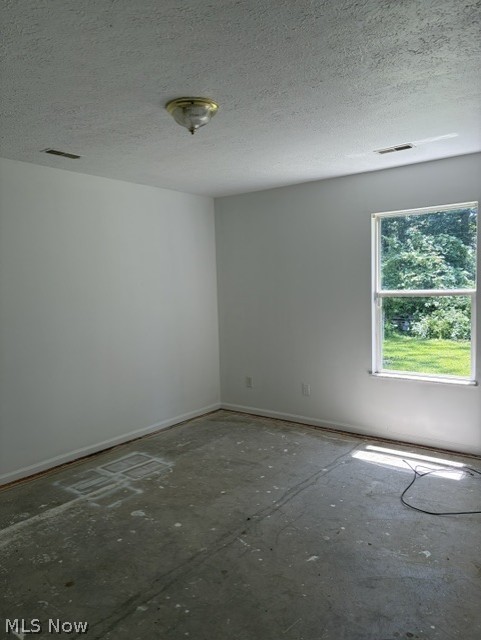 263 W Eagle Avenue Painesville OH 44077