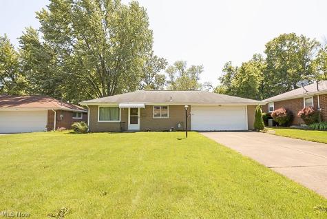 468 High Street Elyria OH 44035