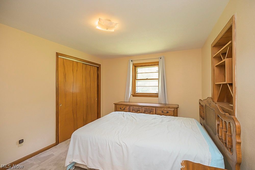 468 High Street Elyria OH 44035