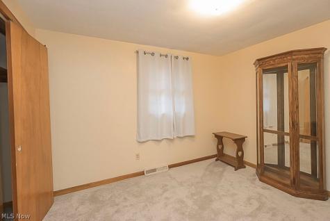 468 High Street Elyria OH 44035
