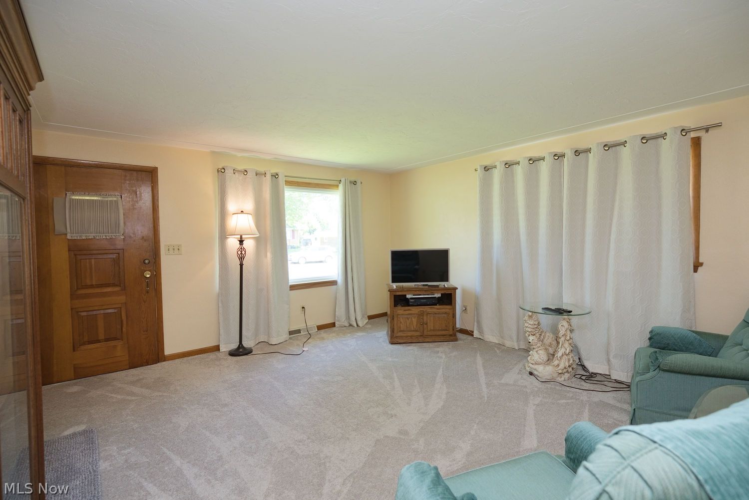 468 High Street Elyria OH 44035