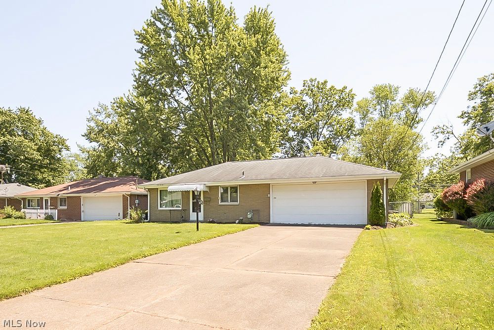 468 High Street Elyria OH 44035