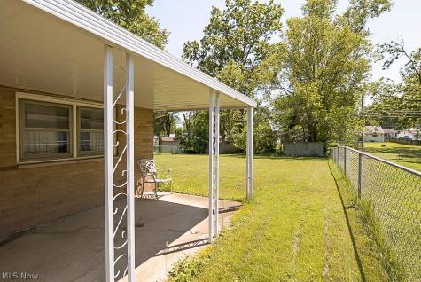 468 High Street Elyria OH 44035