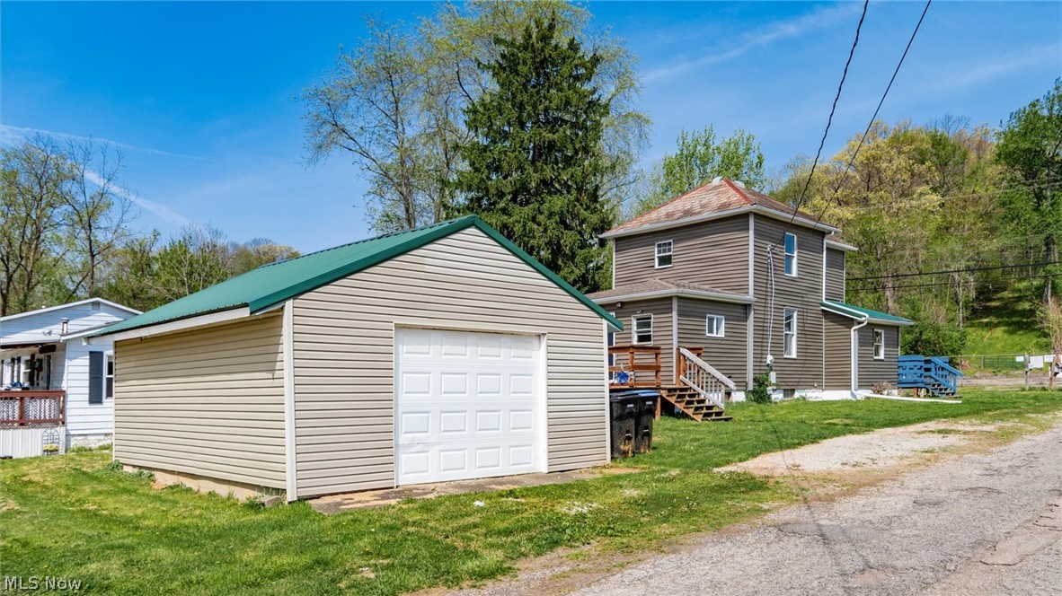 2036 Ridge Avenue Zanesville OH 43701