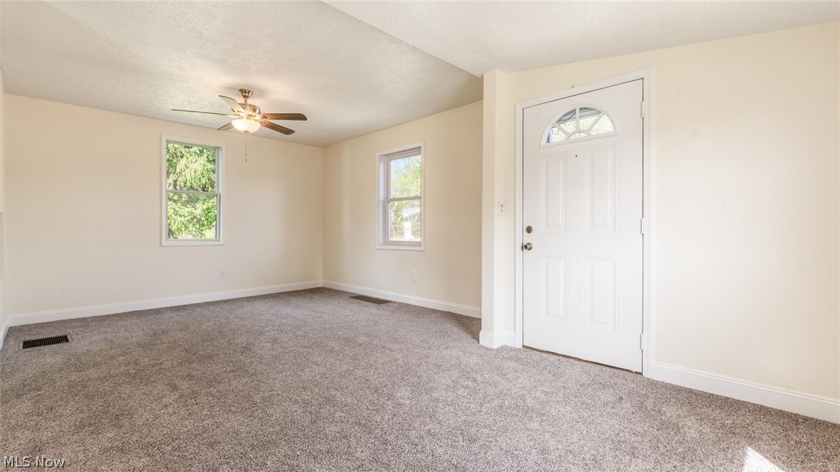 2036 Ridge Avenue Zanesville OH 43701