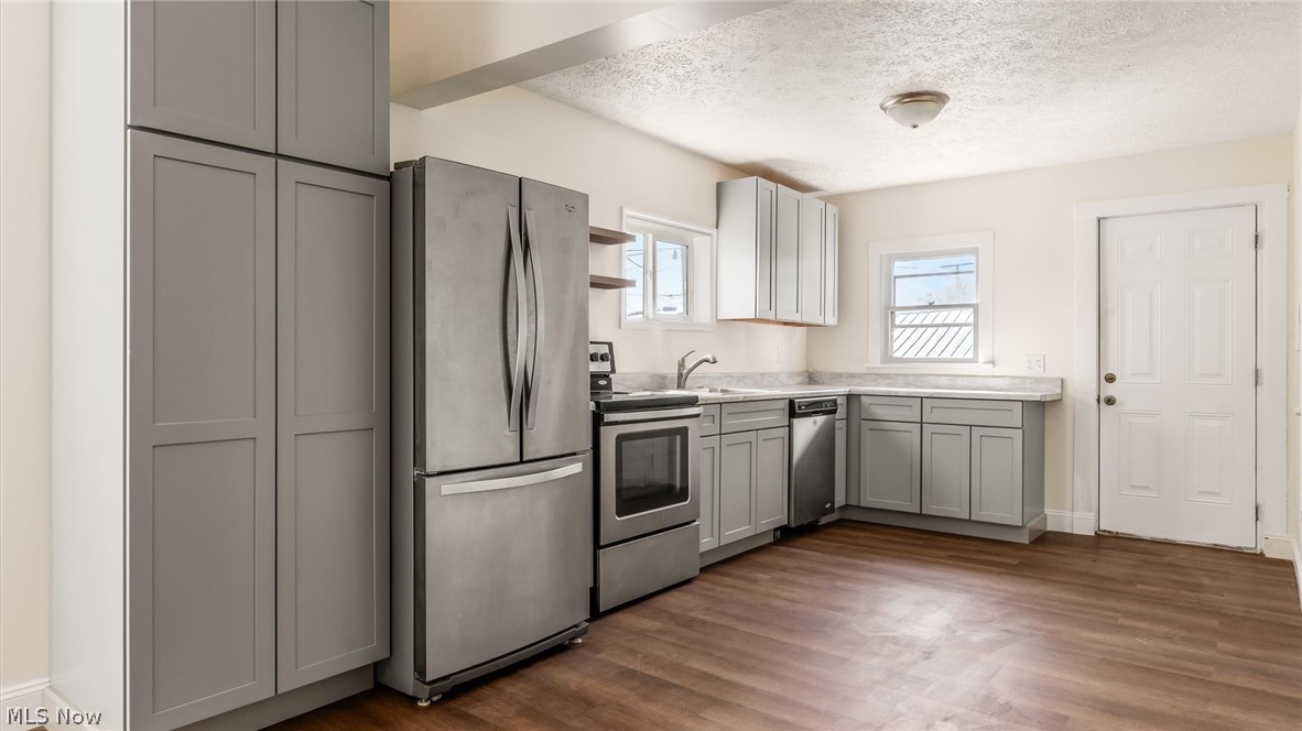 2036 Ridge Avenue Zanesville OH 43701