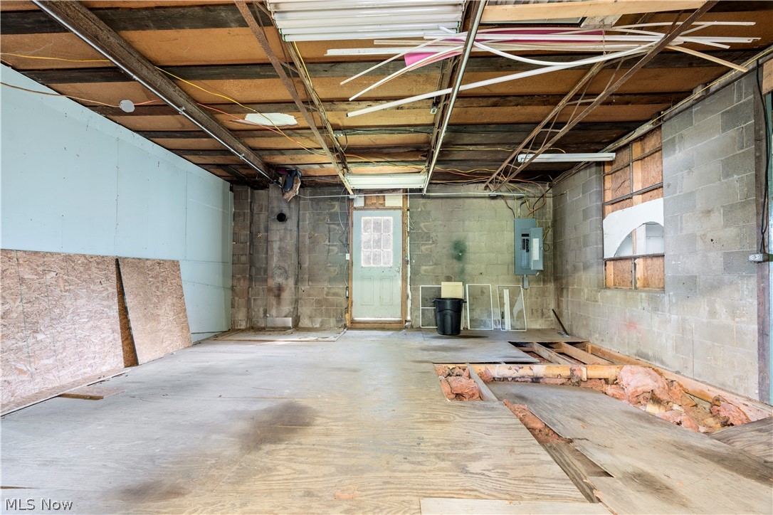 4659 State Route 39 NE New Philadelphia OH 44663