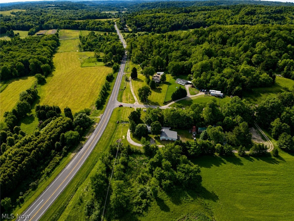4659 State Route 39 NE New Philadelphia OH 44663