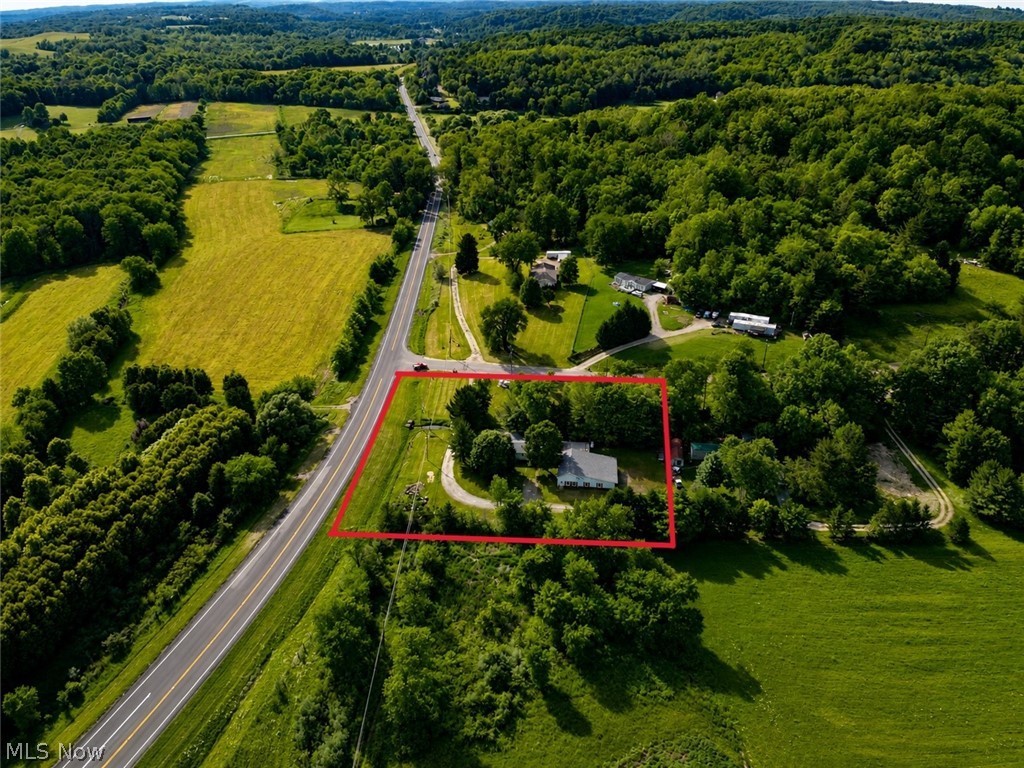 4659 State Route 39 NE New Philadelphia OH 44663