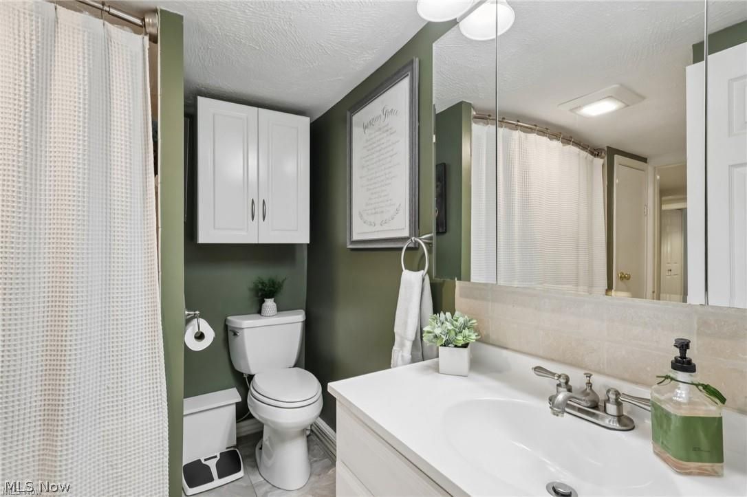 15720 Jug Road Burton OH 44021