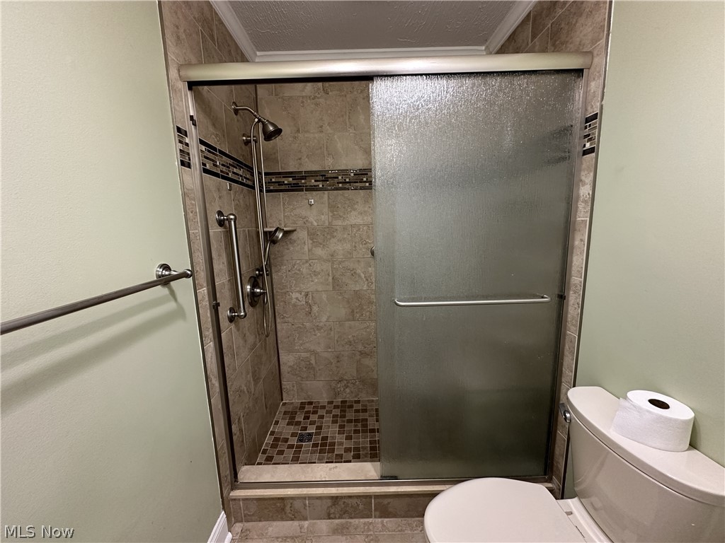 7249 Regal Drive North Kingsville OH 44068
