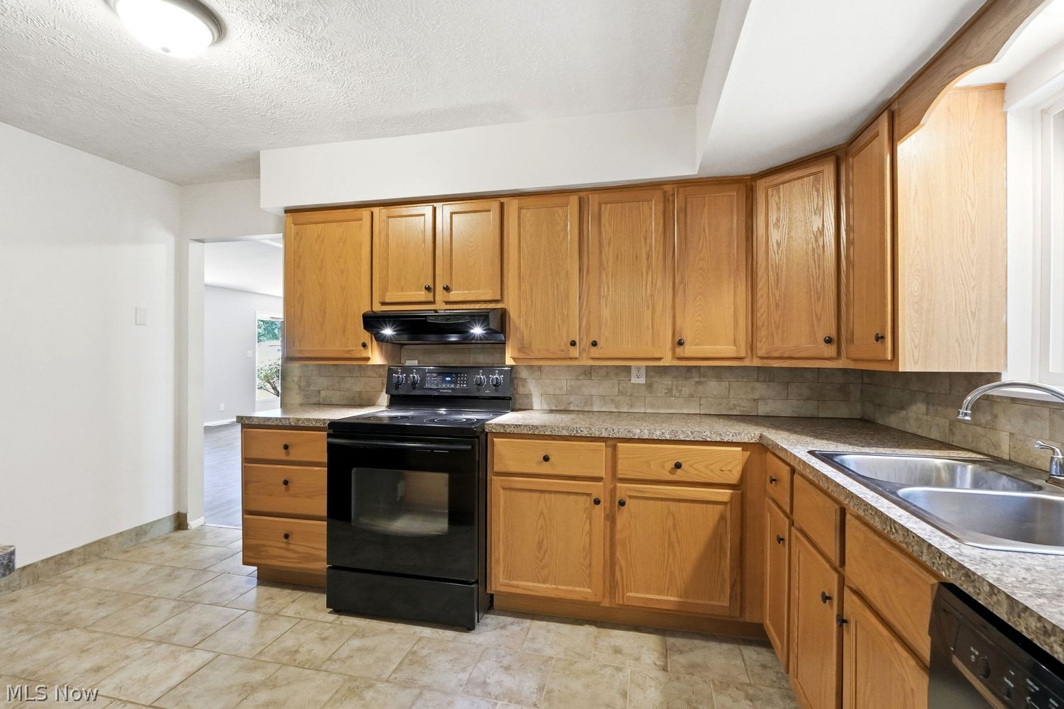 1523 Bradford Drive Macedonia OH 44056