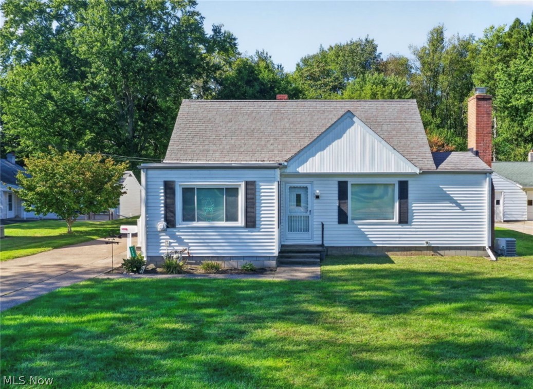 2825 E Center Street Conneaut OH 44030