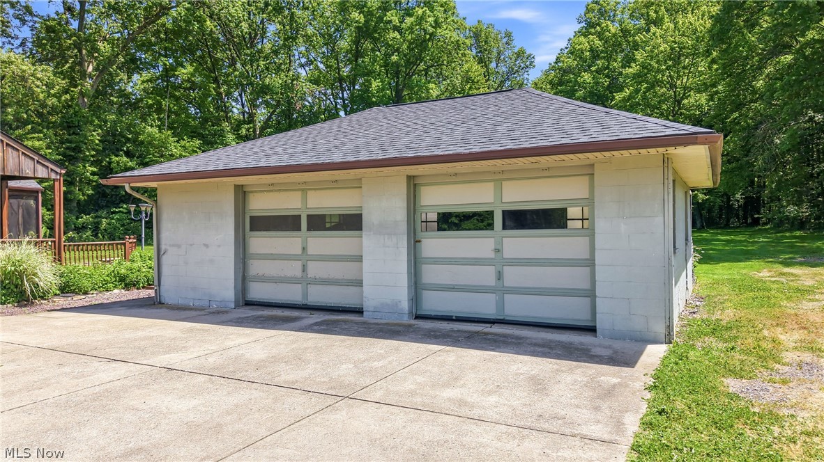 2258 Howland Wilson Road Cortland OH 44410