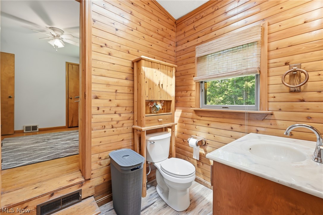 2258 Howland Wilson Road Cortland OH 44410