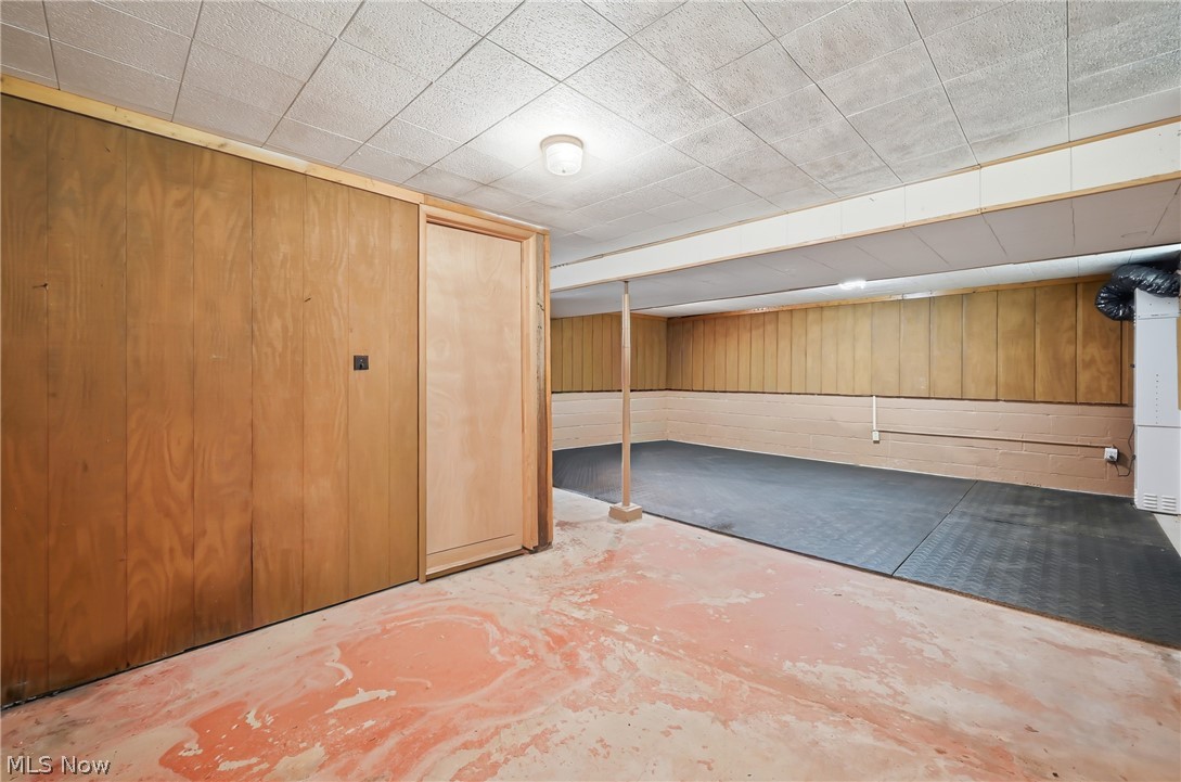 2258 Howland Wilson Road Cortland OH 44410