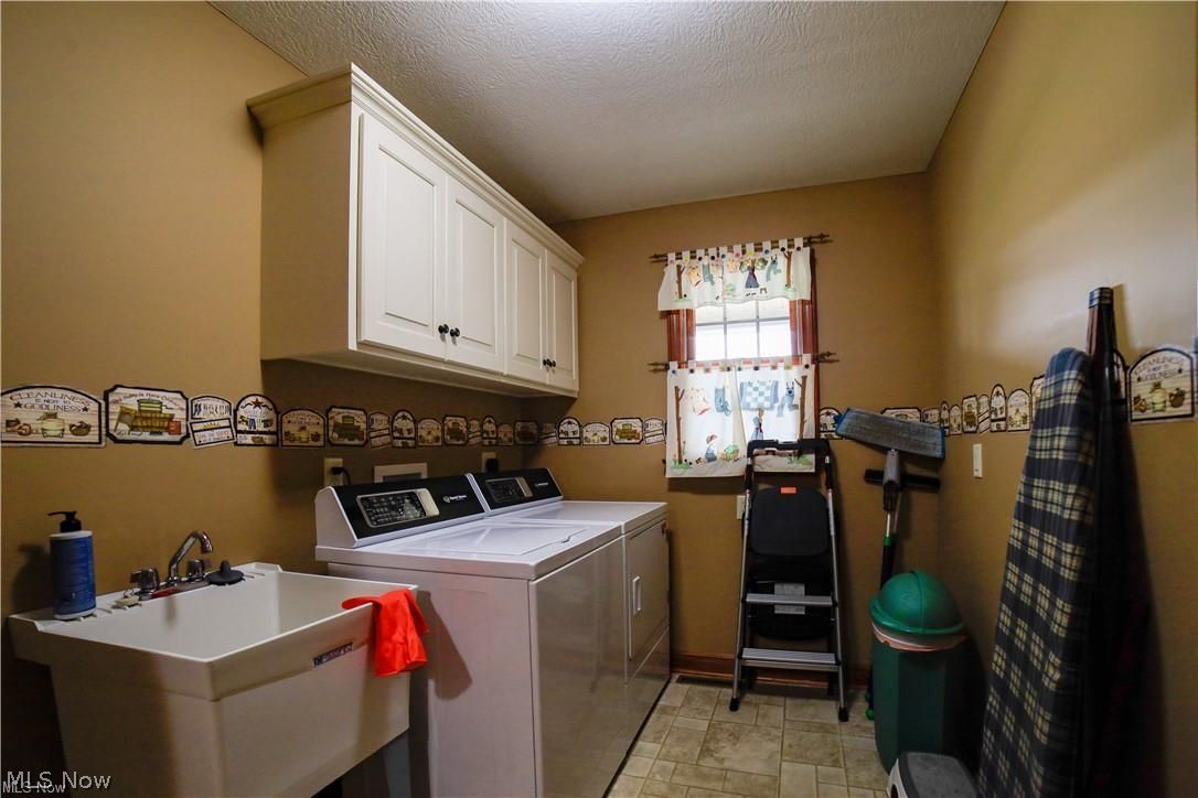 720 Dale Avenue NW Strasburg OH 44680