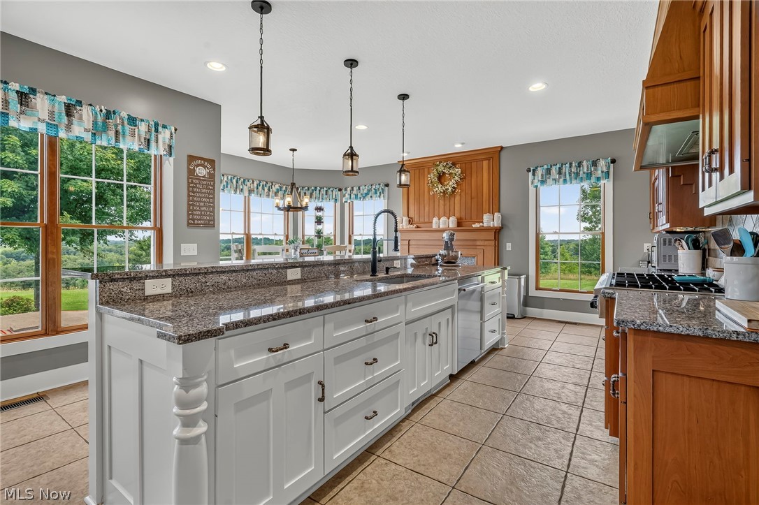 1029 Baird Avenue SE Paris OH 44669