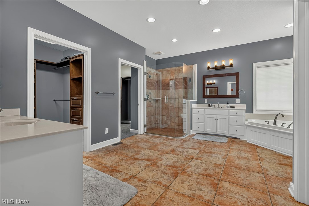 1029 Baird Avenue SE Paris OH 44669