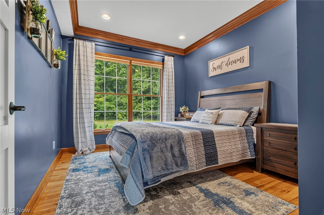 1029 Baird Avenue SE Paris OH 44669
