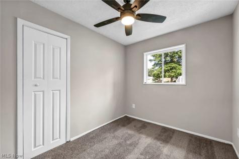 12215 National Drive Grafton OH 44044