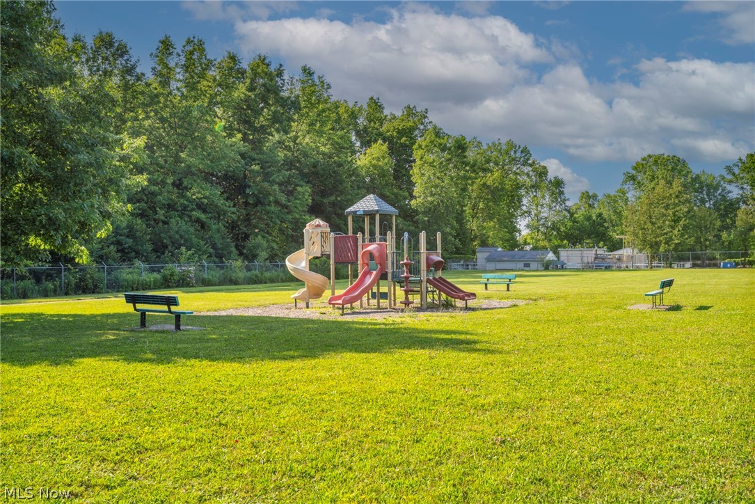 12215 National Drive Grafton OH 44044