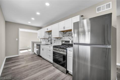 12215 National Drive Grafton OH 44044