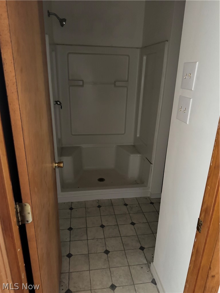 558 Arden Avenue Steubenville OH 43952