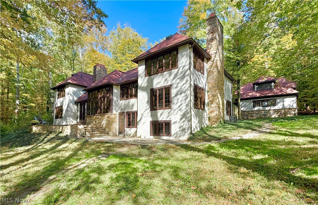 2040 County Line Road Gates Mills OH 44040