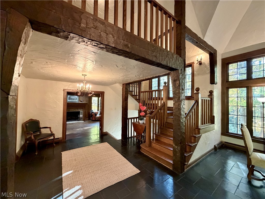 2040 County Line Road Gates Mills OH 44040