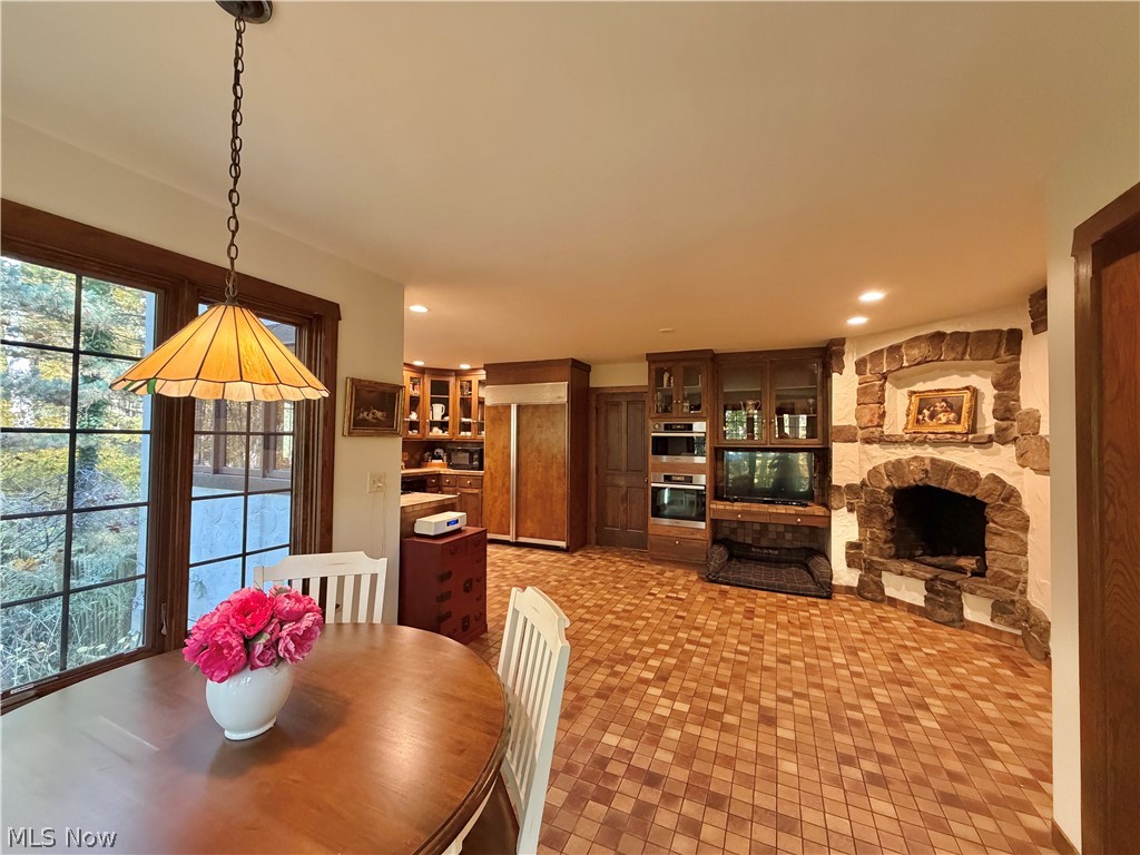 2040 County Line Road Gates Mills OH 44040