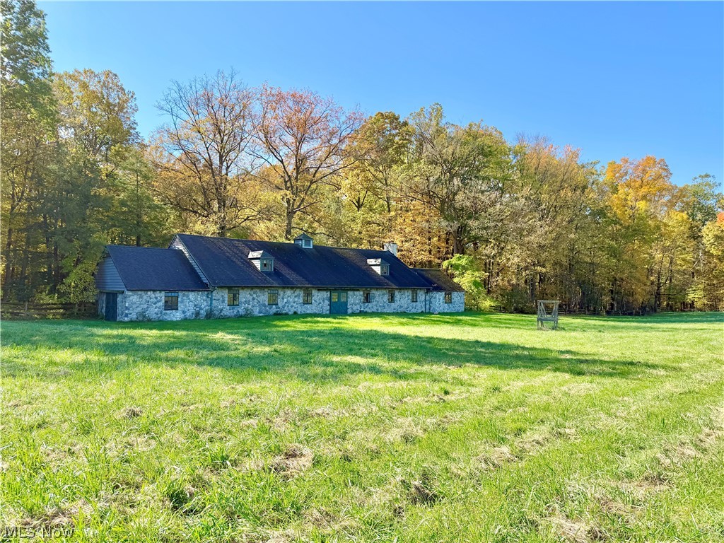 2040 County Line Road Gates Mills OH 44040