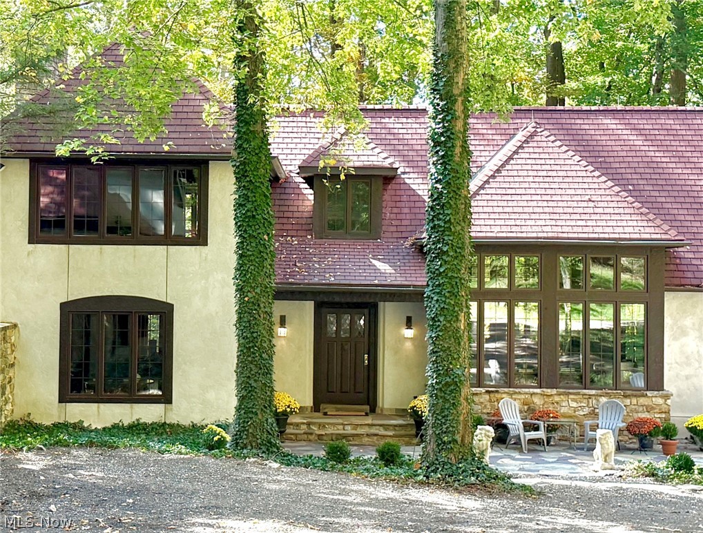 2040 County Line Road Gates Mills OH 44040