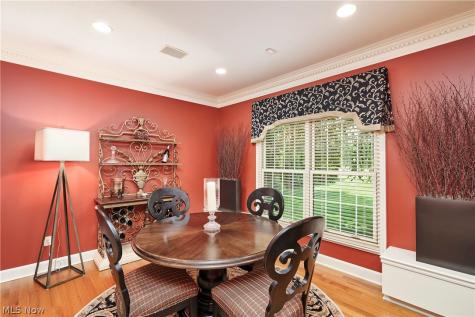 662 Heatherleigh Drive Akron OH 44333