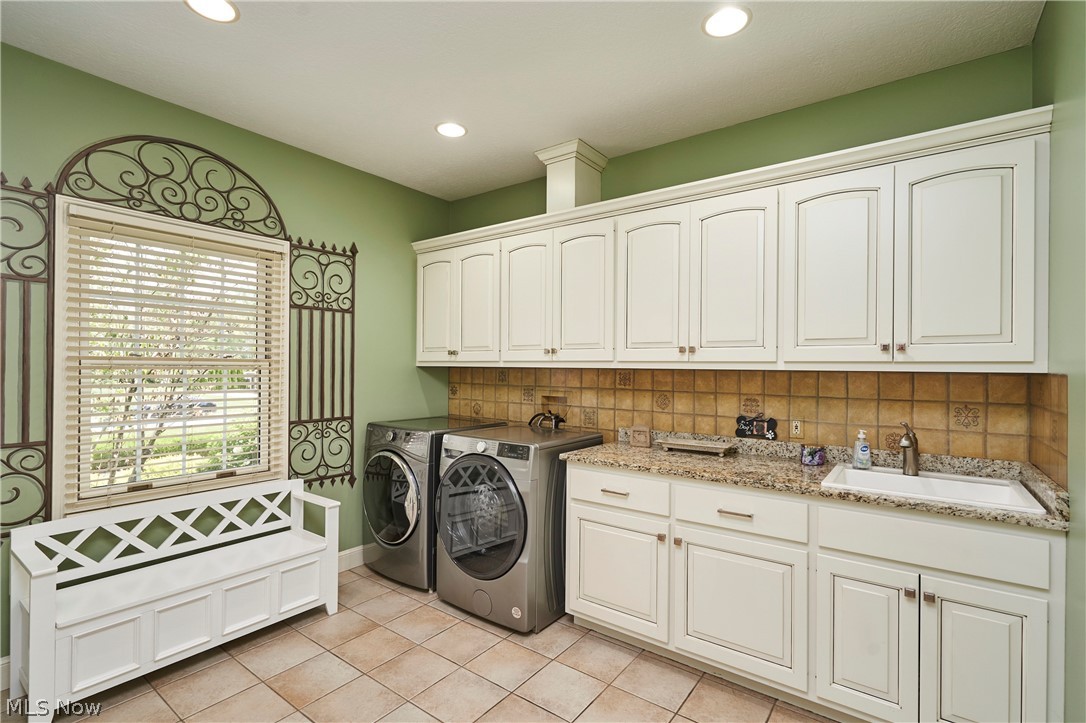 662 Heatherleigh Drive Akron OH 44333