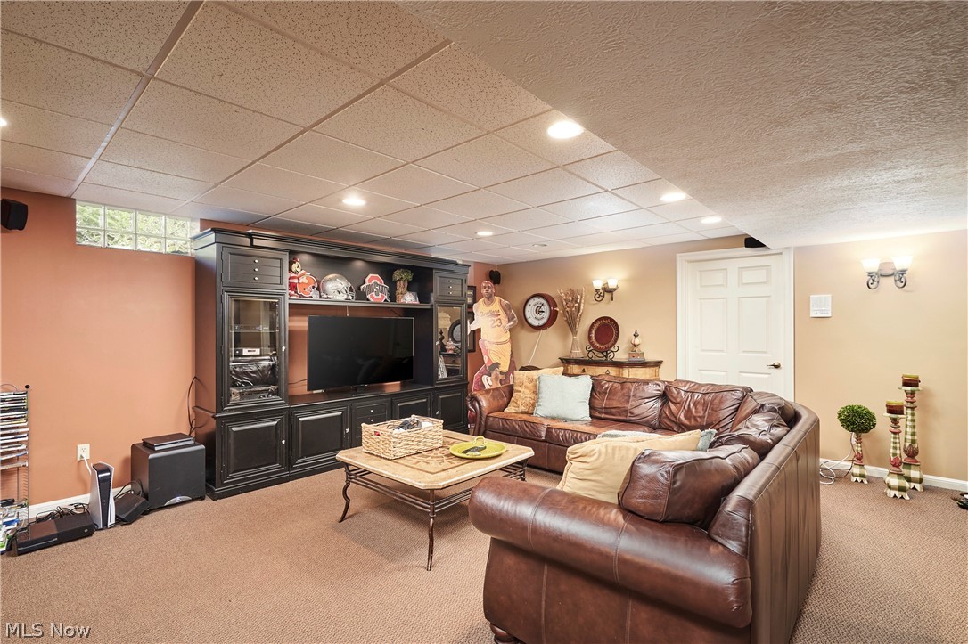 662 Heatherleigh Drive Akron OH 44333