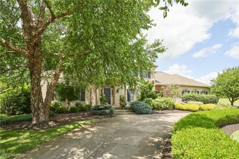 662 Heatherleigh Drive Akron OH 44333