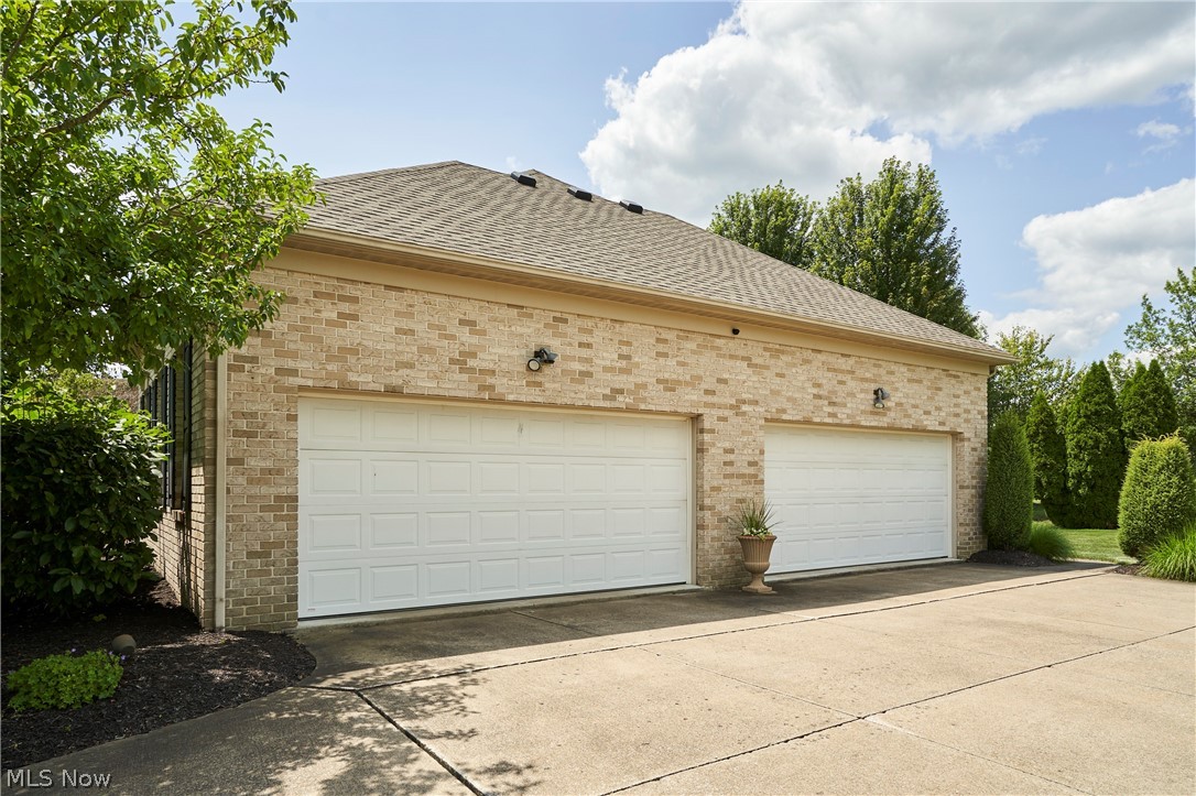 662 Heatherleigh Drive Akron OH 44333