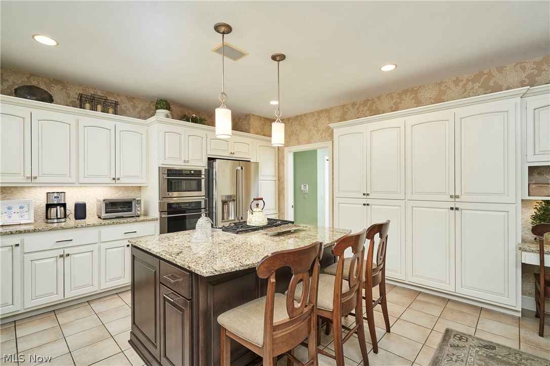 662 Heatherleigh Drive Akron OH 44333