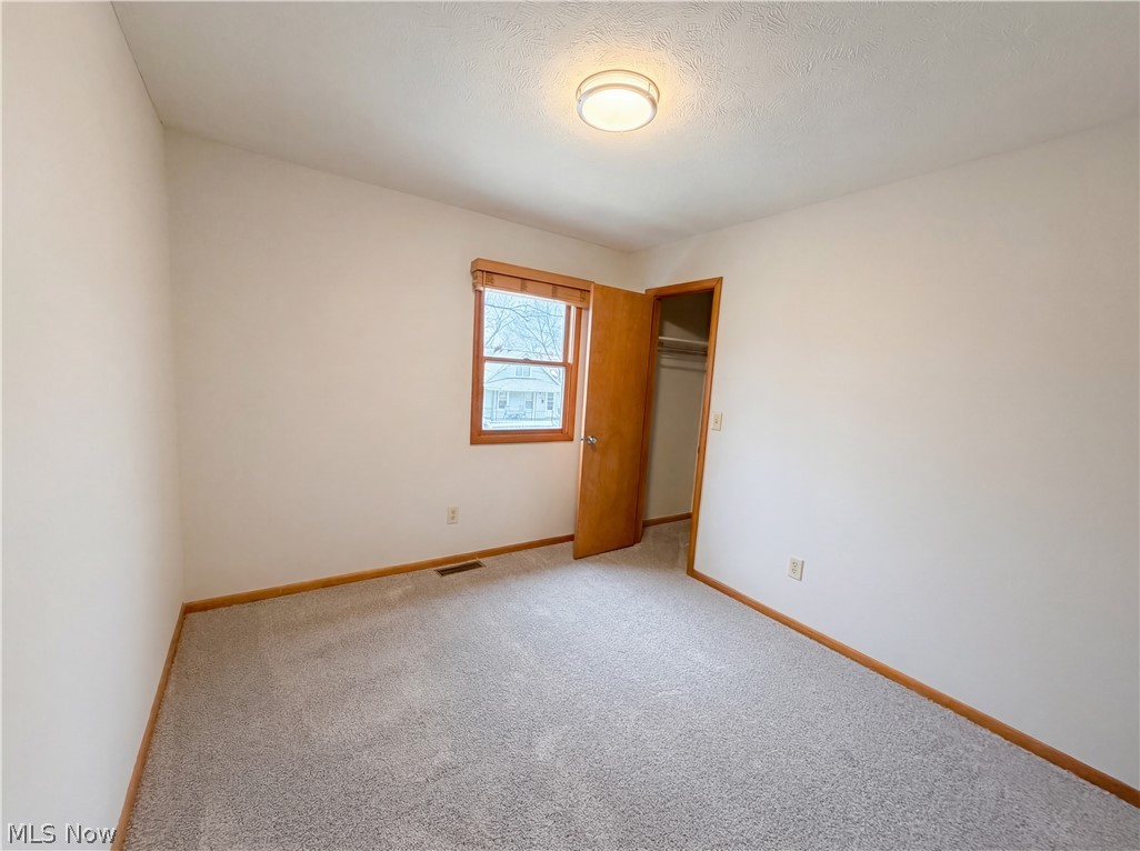 20710 Miller Avenue Cleveland OH 44119