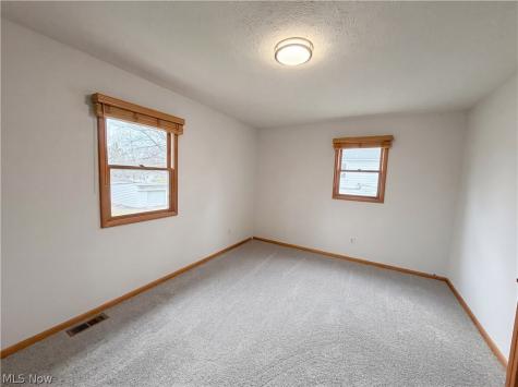 20710 Miller Avenue Cleveland OH 44119