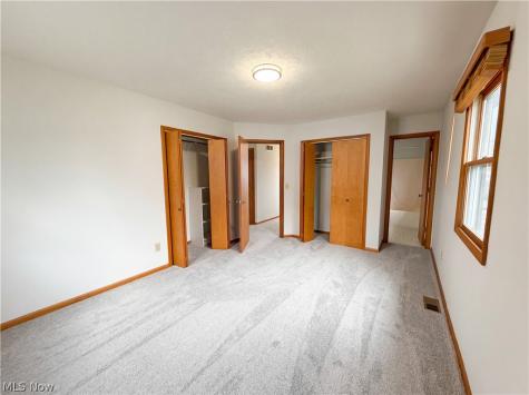 20710 Miller Avenue Cleveland OH 44119