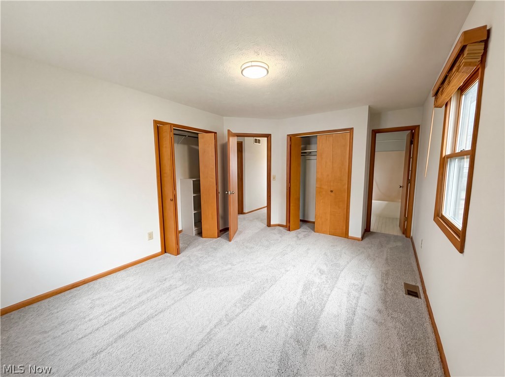 20710 Miller Avenue Cleveland OH 44119