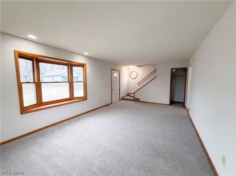 20710 Miller Avenue Cleveland OH 44119